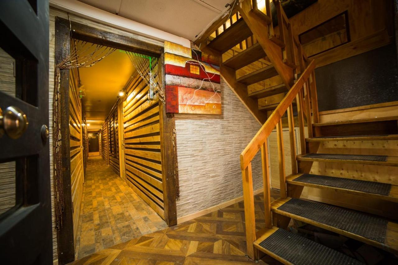 Cost Y Restaurant Colon Hotel